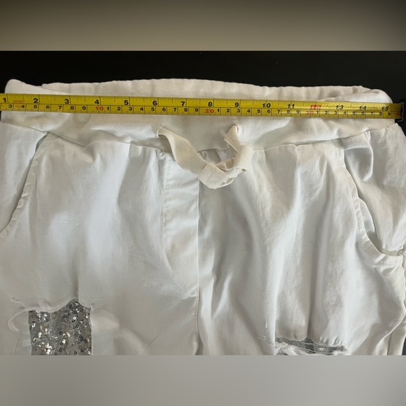 Bella Amore White Pull on Pants with Sparkle Design Size 8 - Picture 10 of 11